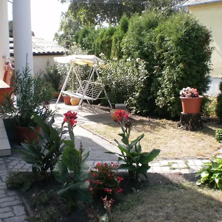 Apartment Balatonfenyves - Balaton 18381 *