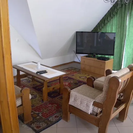 Balatonfenyves/balaton 18381 Apartment