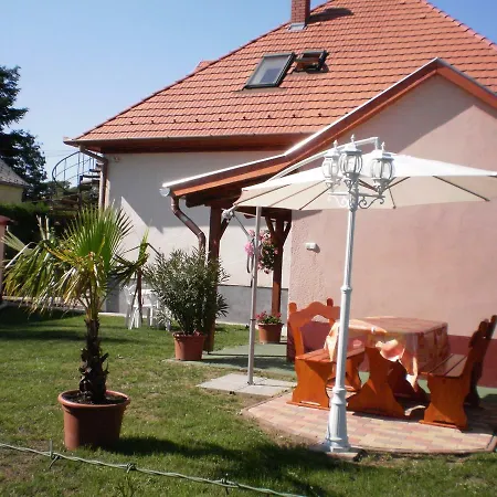 - Balaton 18381 Apartament Balatonfenyves