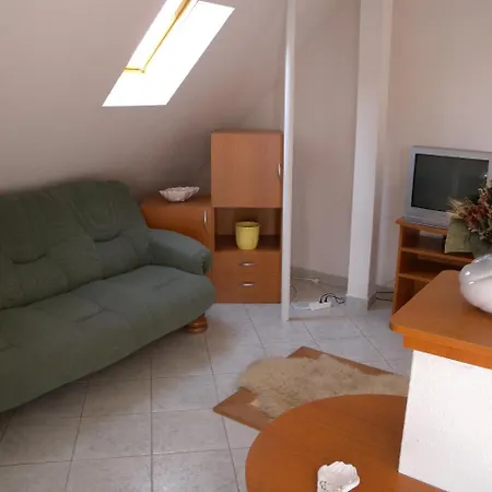 Balatonfenyves/balaton 18381 Apartment